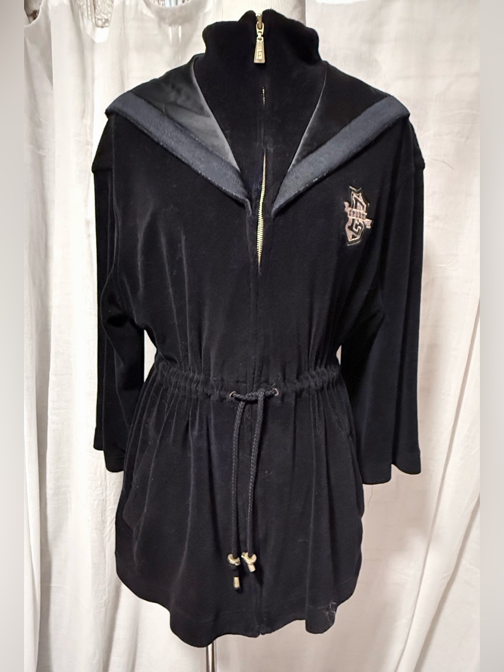 Escada Sport Elegant Hooded Jacket Black Plush Velvet With Pockets Size Small